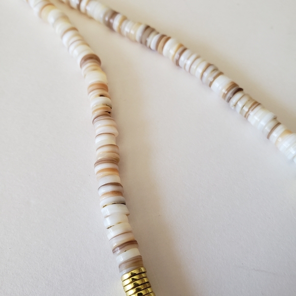 shell beaded necklace with blue stone and gold tone hardware, - Picture 5 of 6